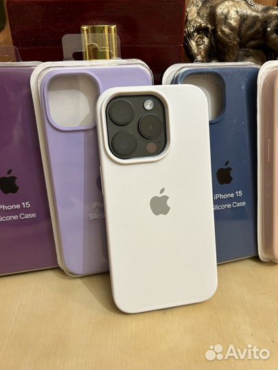 Силиконовые чехлы iPhone 15/ 15 Pro
