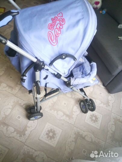 Прогулочная коляска трость