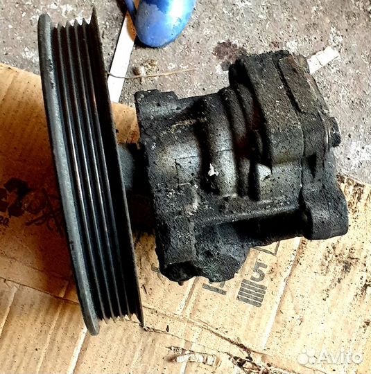 Насос гидро усилителя (гур)