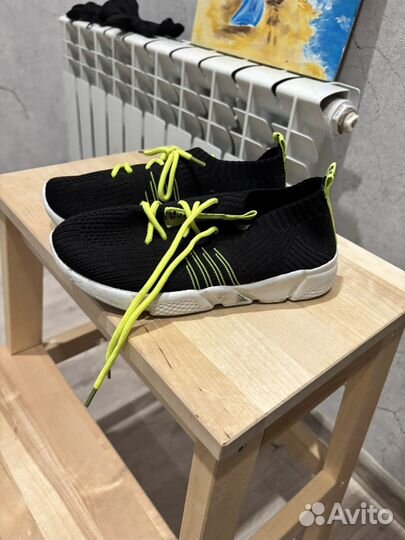 Кроссовки детские