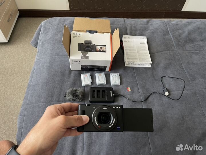 Sony zv-1 фото видео камера экшен (блогерская)