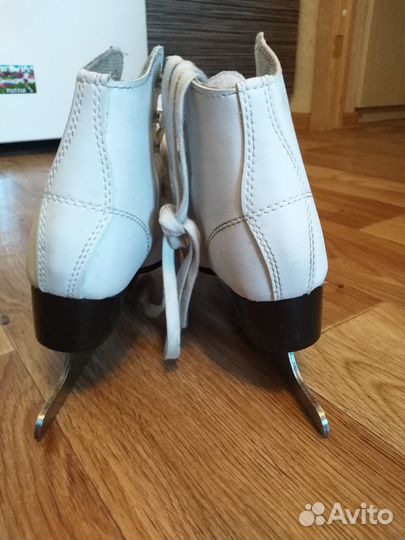 Коньки фигурные