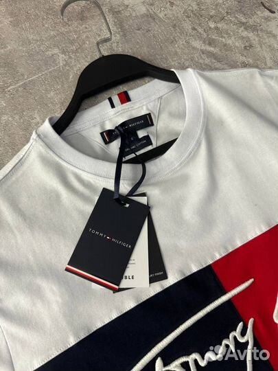 Футболка Tommy Hilfiger белая Established