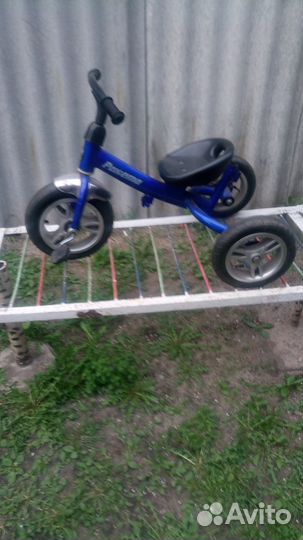 Детский трехколесный велосипед