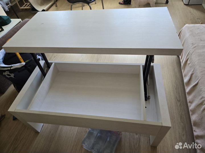 Кофейный стол