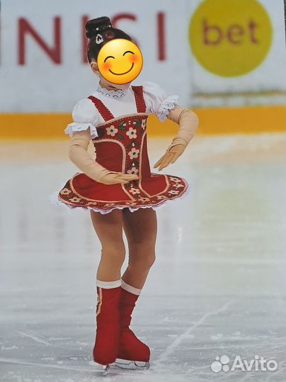 Костюм для фигурного катания