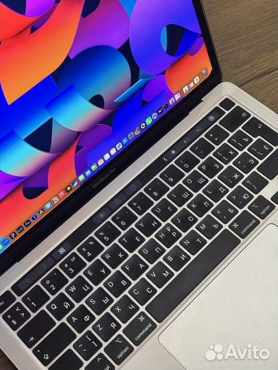 Apple macbook pro 13 2020 Intel Core i5 16gb