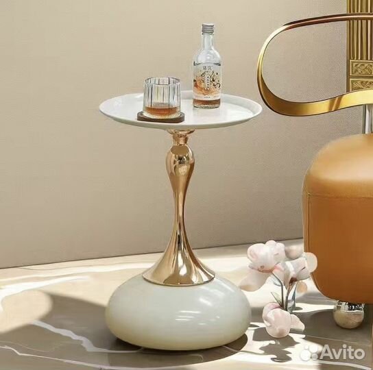 Дизайнерский кофейный/журнальный столик