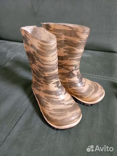 Детские резиновые сапоги