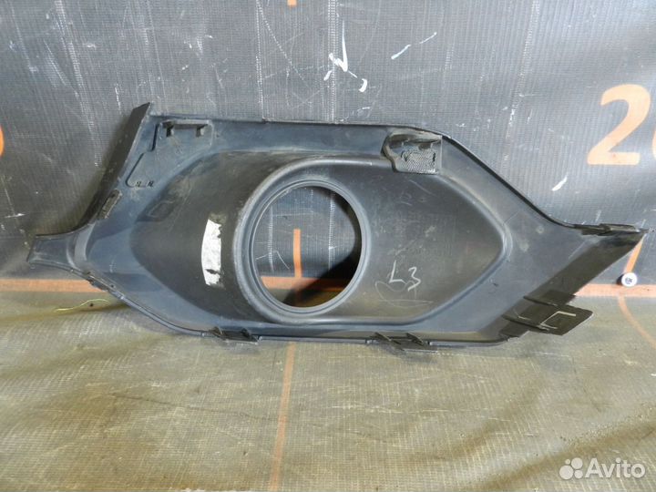 Накладка фары птф-Mitsubishi Pajero Sport 3