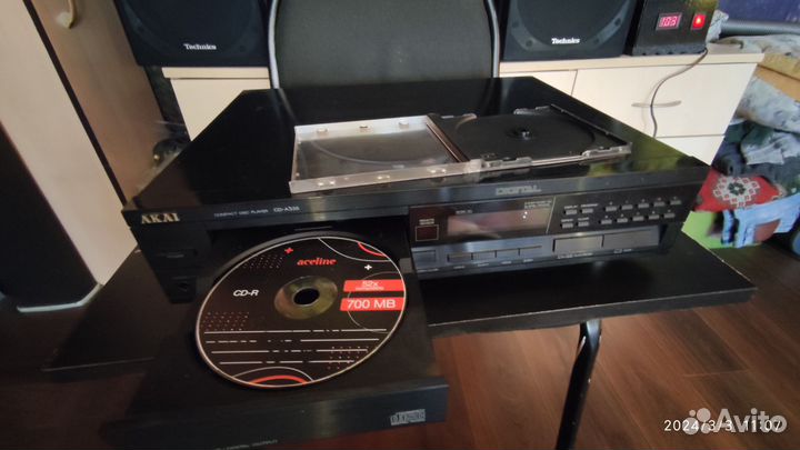 CD Проигрыватель akai CD - A335