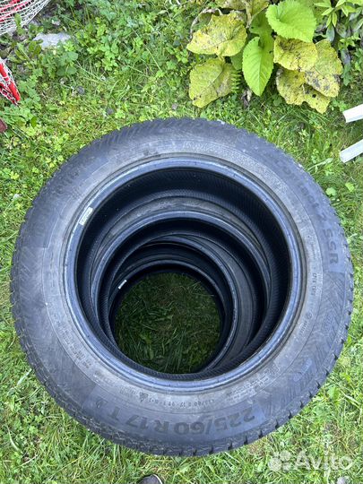 Continental IceContact 2 SUV SSR 225/60 R17