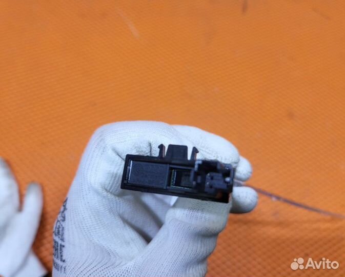 Плафон подсветки салона Audi A6 C7 4G cgwb 2012