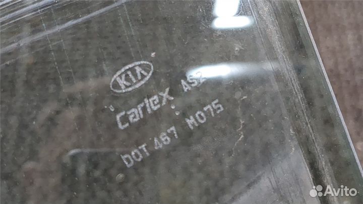 Стекло боковой двери Chrysler Town-Country, 2007