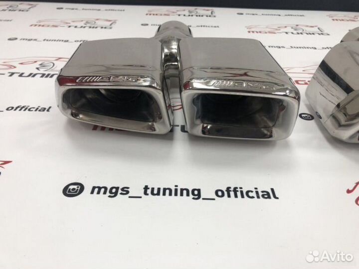 Насадки Mercedes 63 AMG ромбы с центральны отводом