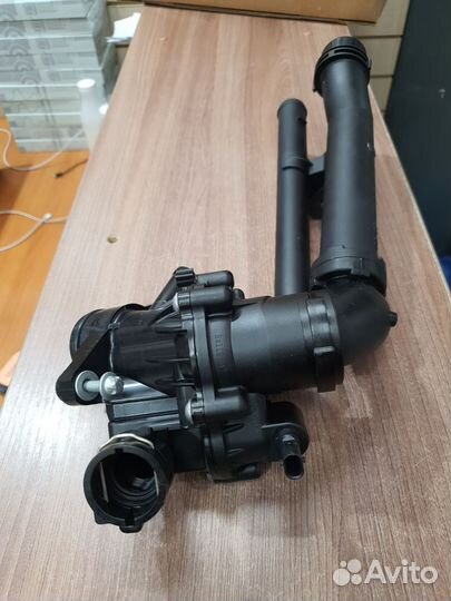 Термостат на Мерседес A2742003300