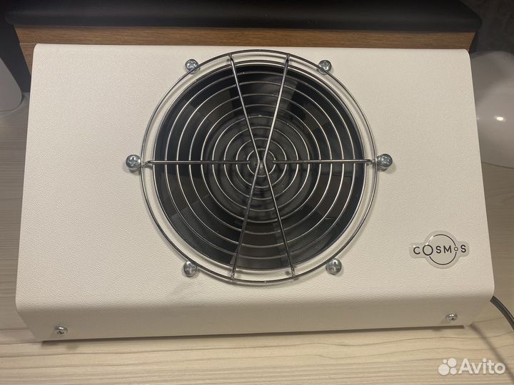 Настольная вытяжка cosmos