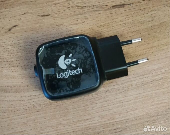 Адаптер зарядный Logitech usb Новое