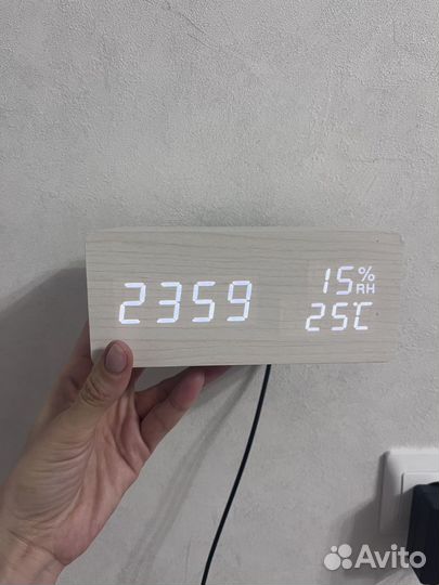 Настольные LED часы