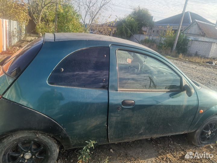 Ford Ka 1.3 МТ, 2001, битый, 11 000 км