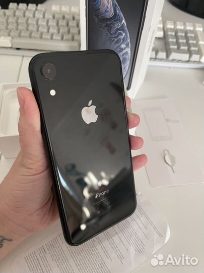 iPhone Xr, 64 ГБ
