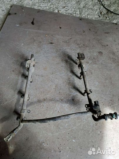 Топливная Рампа на Jaguar s-type