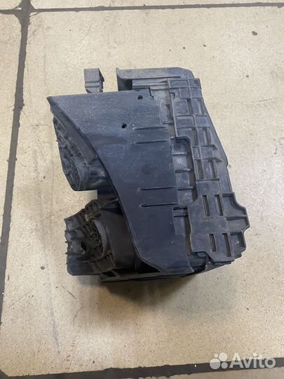 Volkswagen golf 5 6 BSE. Блок предохранителей