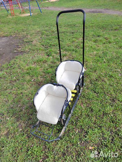 Детские санки на колёсах