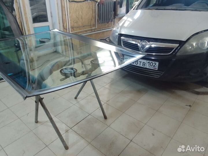 Лобовое стекло Опель Зафира 2 (Б)