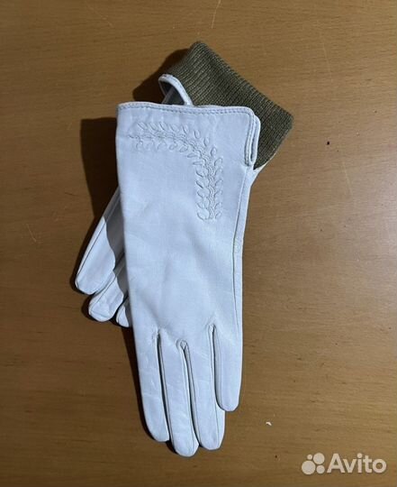 Перчатки женские