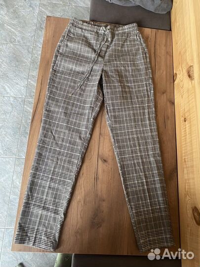 Брюки капри