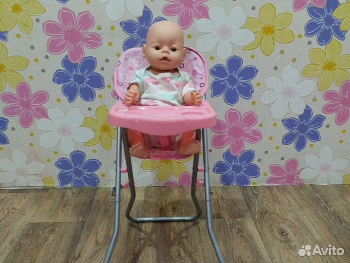 Стульчик для кормления с куклой