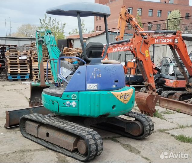 Мини-экскаватор Komatsu PC35MR-1, 2000
