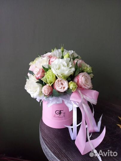 Розы в шляпной коробке Доставка ставрополь