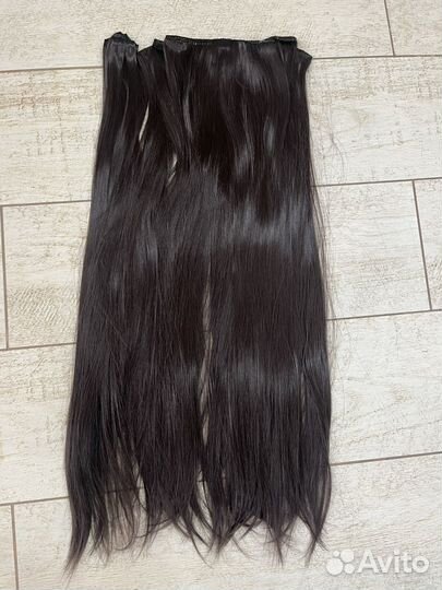 Волосы на заколках