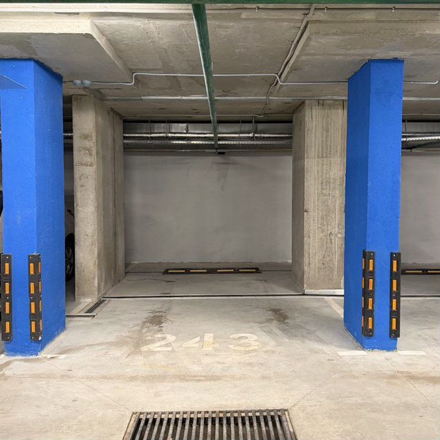 Машиноместо, 18 м²
