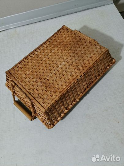 Ваза-корзина плетеная