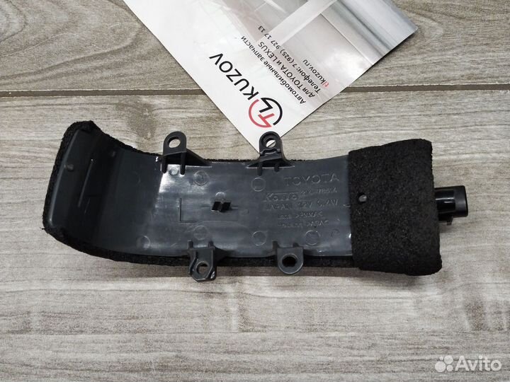 Повторитель в зеркало Toyota Sienna левый 12-20