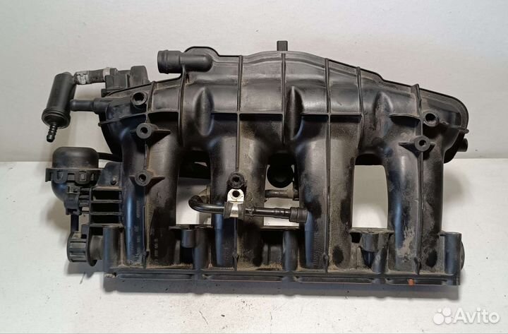 Впускной коллектор Audi Q5 2.0 CDN