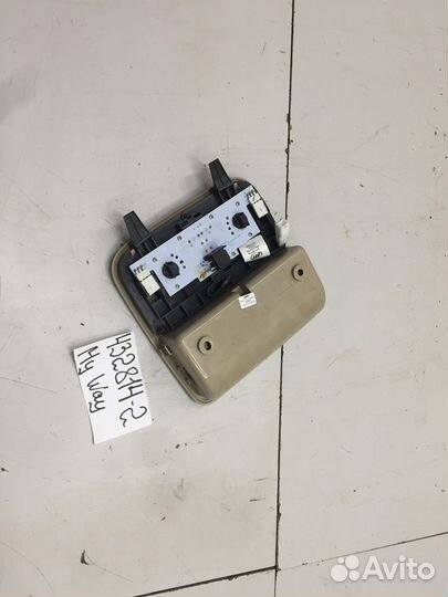 Плафон внутреннего освещения передний