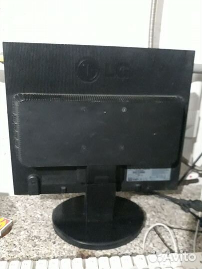 Монитор LG flatron