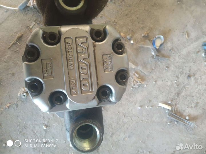 Насос для манипулятора vivoil