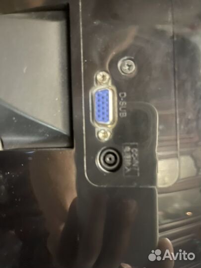 Монитор LG 22