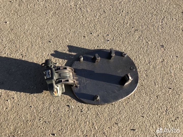 Infiniti fx35 fx45 лючок бензобака