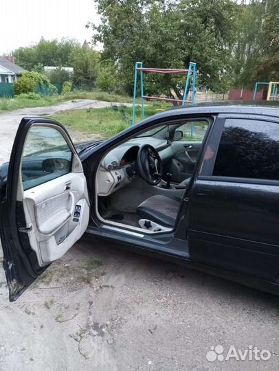 Mercedes-Benz C-класс 2.2 МТ, 2001, 350 000 км