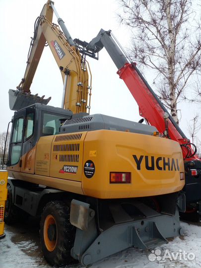 Колёсный экскаватор Yuchai YC210W, 2023