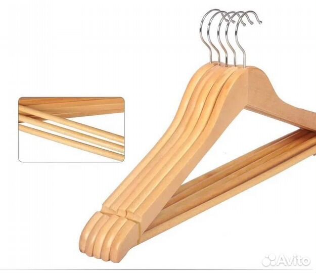 Вешалка деревянная