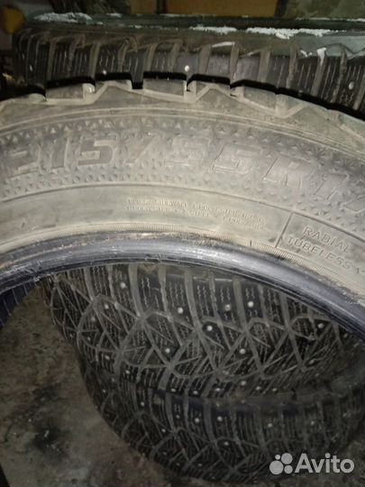 Goodyear UltraGrip Ice 2 215/55 R17