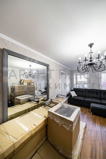 2-к. квартира, 58 м², 5/17 эт.