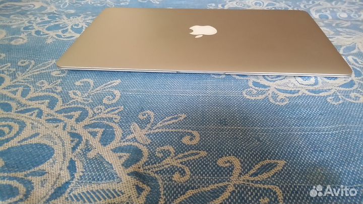MacBook Air 13 2015 г/8gb/256gb